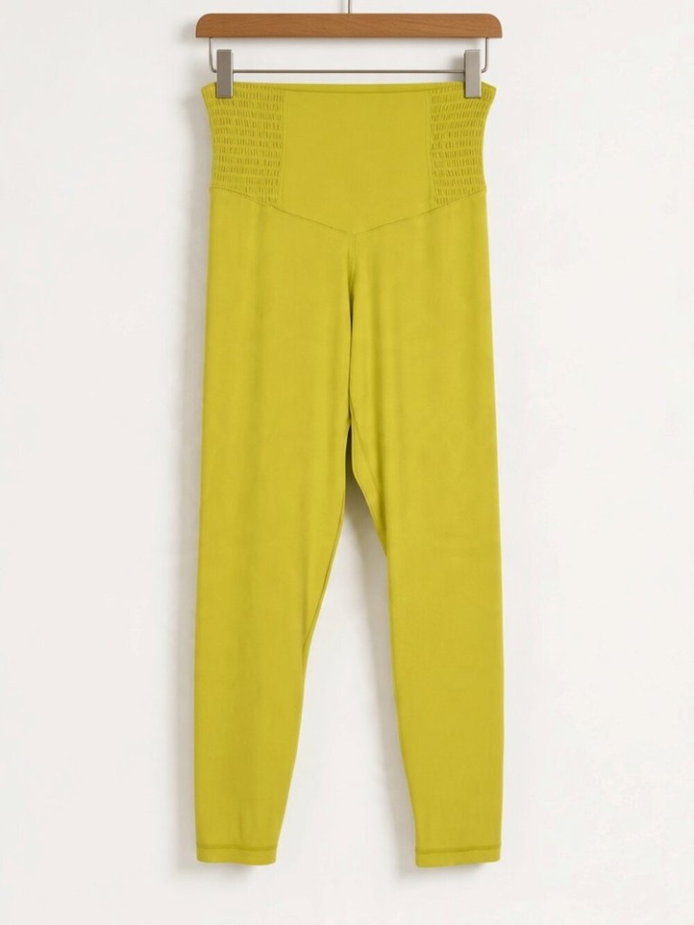 OFFLINE BY AERIE REAL ME SMOCKED NEON YELLOW LEGGING - Picture 1 of 7
